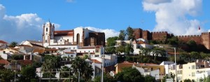 Up the hill to Silves