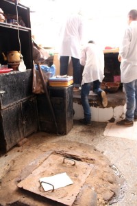 Mechoui pit in the middle of the kiosk - the lambs are slow baked in the hole heated by the hammam baths