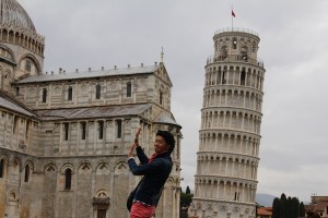 Leaning Tower photo-ops look pretty funny when they aren't yours