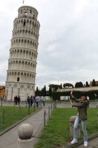 Leaning Tower photo-ops, still leaning