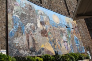 Mural at Riomaggoire showing the hard labour required to build the towns in the cliffs