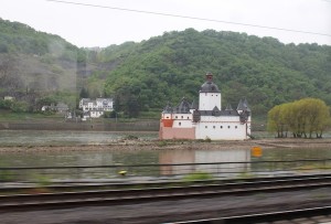 Rhine castles even in the river