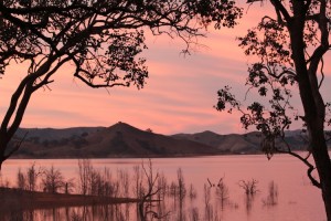 Lake Eildon turned pink at sunset
